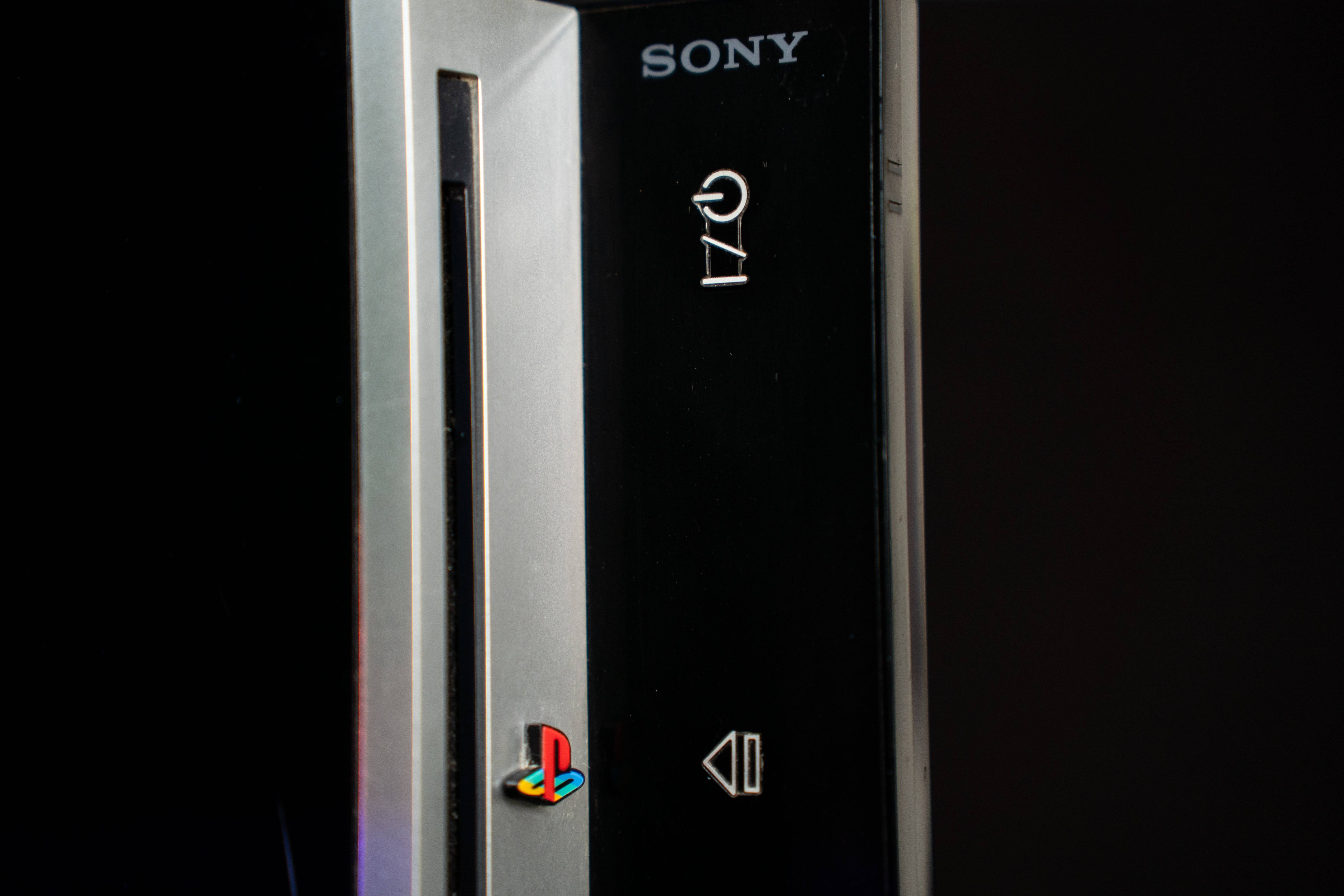 PlayStation用戶在2011年PSN Hack Weekend混亂之後要求答案