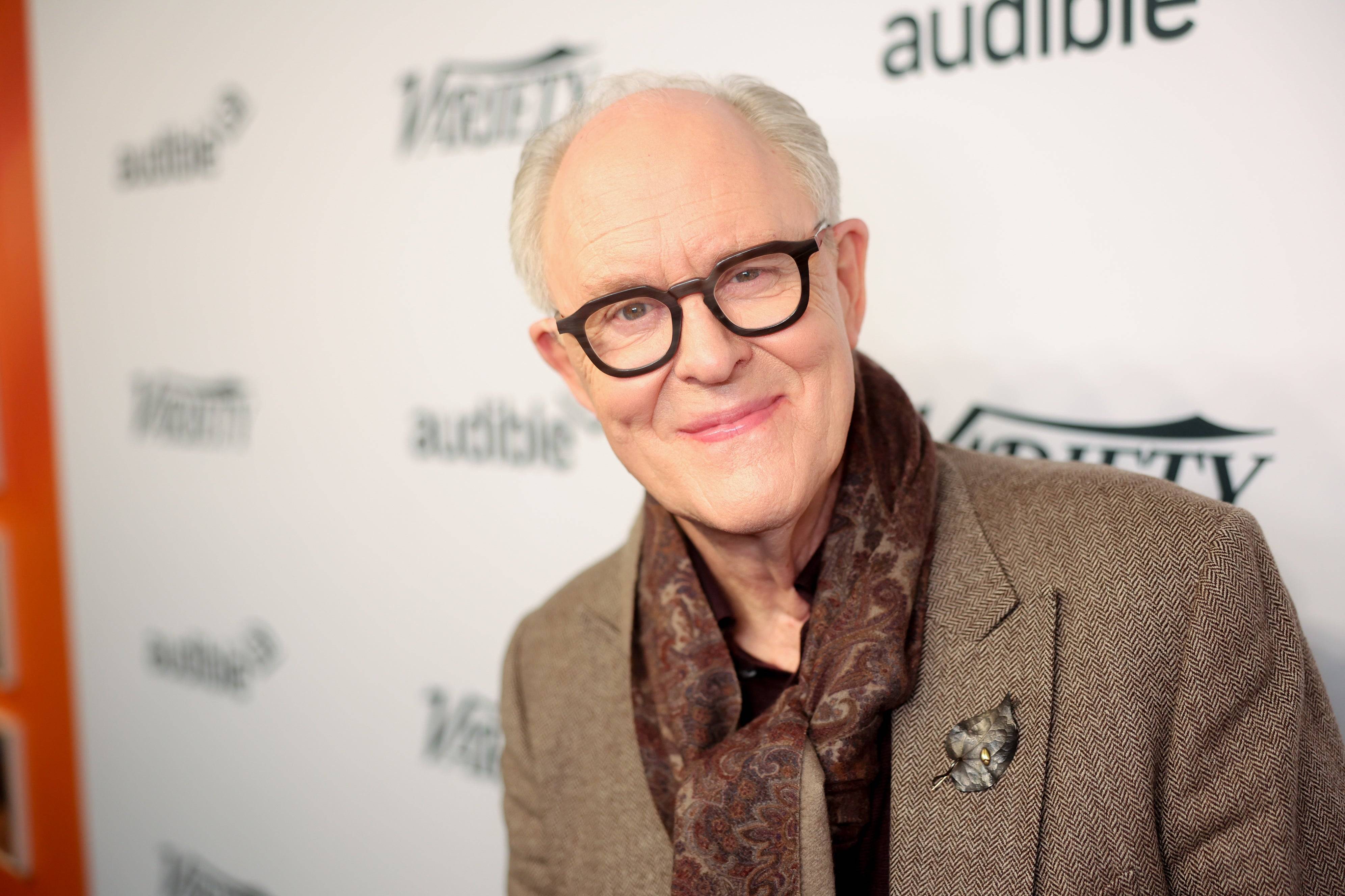 ブレイキング：HBOは、ジョン・リスゴーをダンブルドアとしてキャストしたと噂されています
